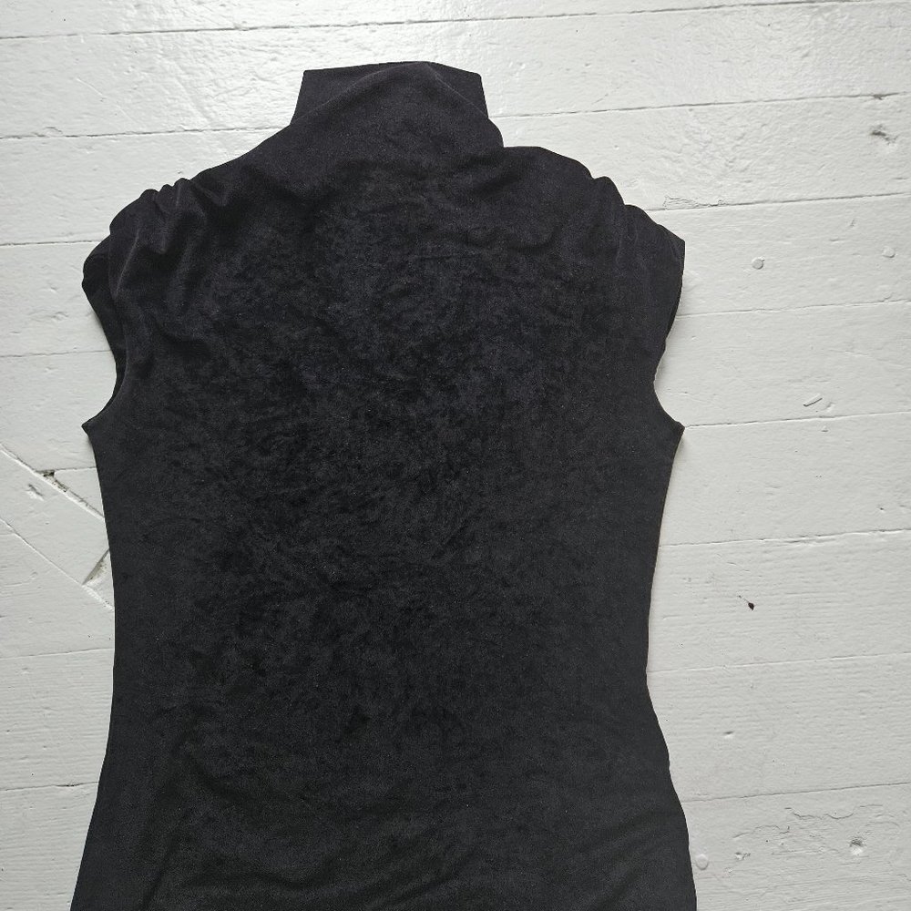 John Elliot mock top